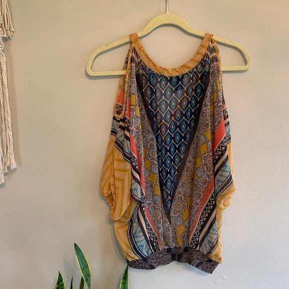 Flowy sheer off the shoulder top - Picture 4 of 4